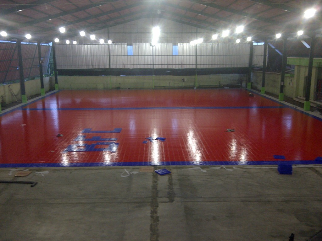 lampu lapangan futsal